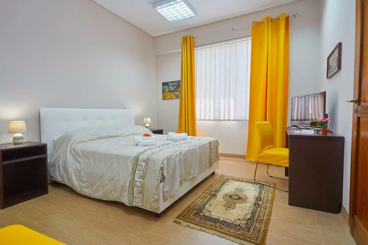 Bed and Breakfast Sturzo 44 Palermo 0*,