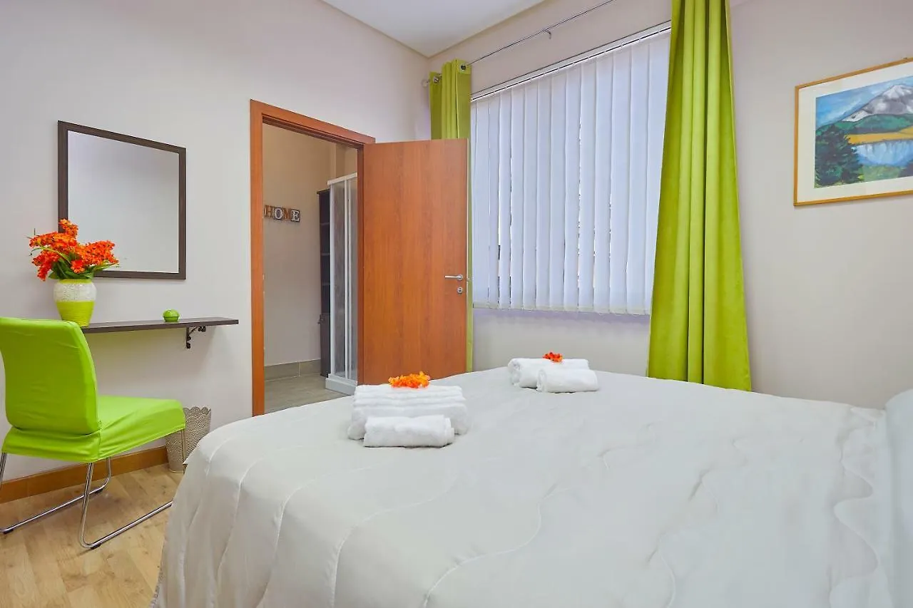 Bed and Breakfast Sturzo 44 Palermo 0*,  Italia